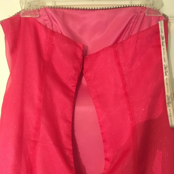 Niki Livas Pink Princess Prom Dress w/ crystal dec - Picture 6 of 8